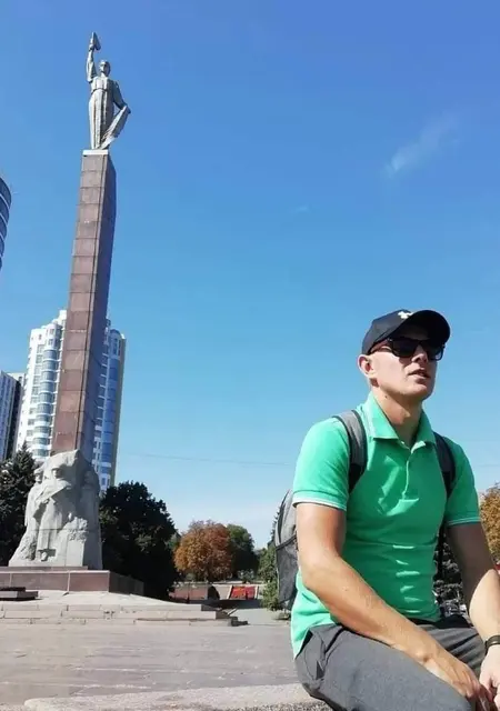 Я Влад, 35, знакомлюсь для постоянных отношений в Кременчуге