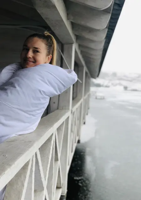 Helga из Киева, мне 35, познакомлюсь без обязательств