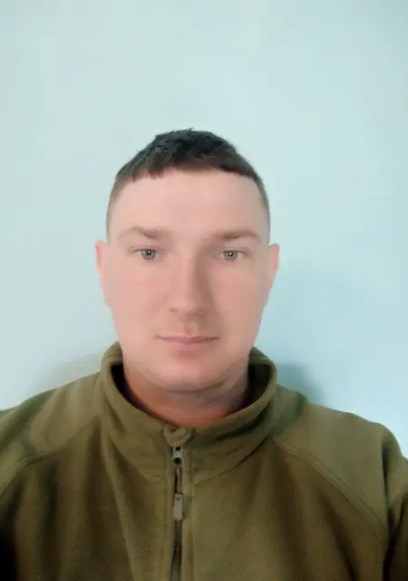 Я Nik, 29, из Ровно, ищу знакомства без обязательств