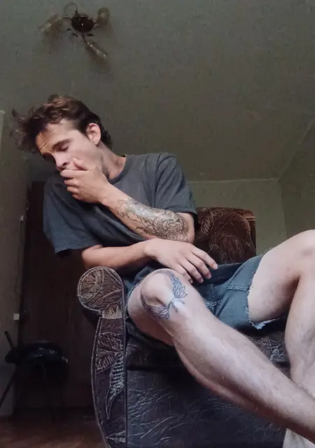 Владимир из Бердянска, ищу на сайте знакомства на одну ночь