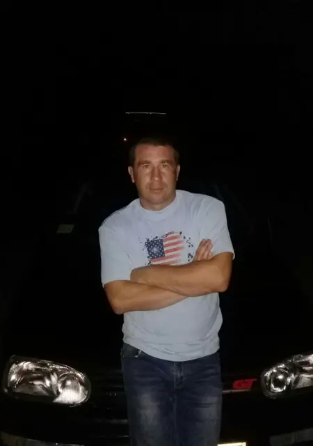 Я Саша, 40, знакомлюсь без обязательств в Могилёве