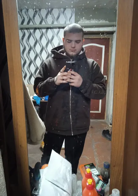 Рома из Новопскова, ищу на сайте знакомства без обязательств