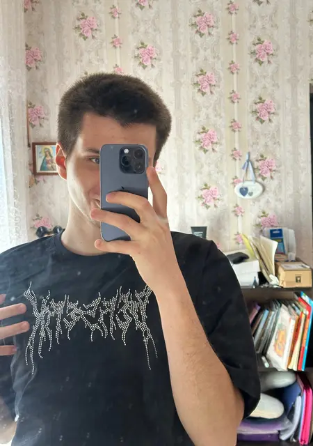 Я Дмитрий, 21 років, знайомлюсь без зобов'язань у Полтаве