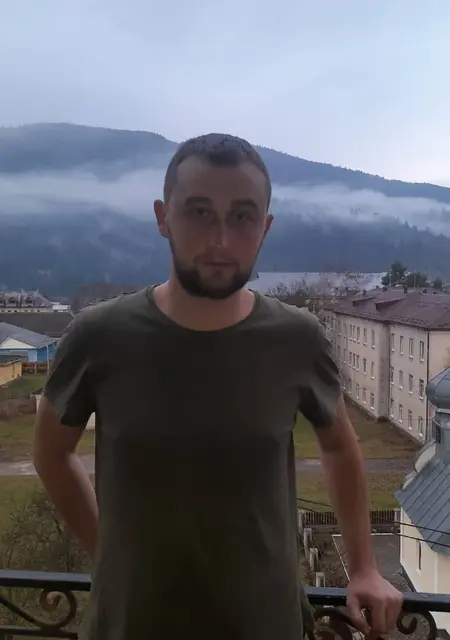 Дима з Житомира, шукаю на сайті знайомства без зобов'язань