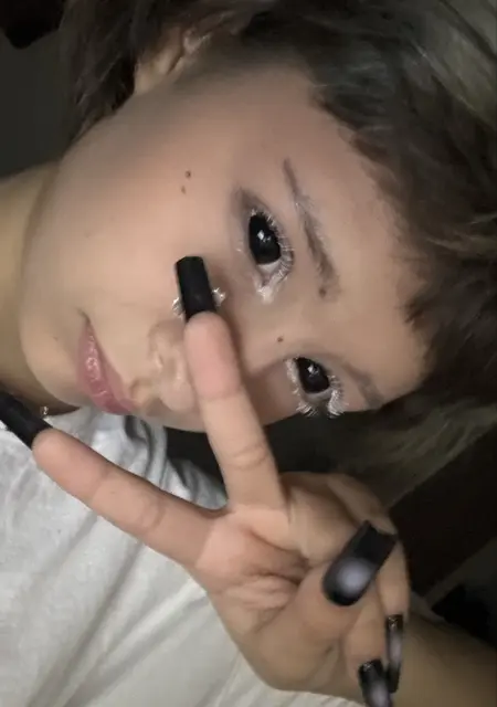 Я Чичка, 25, знакомлюсь для дружбы в Дронтене