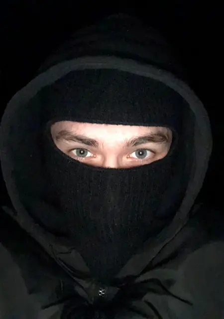 Даня из Белой Церкви, мне 19, познакомлюсь на одну ночь