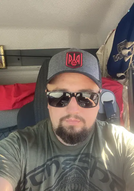 Я Рома, 33, знакомлюсь без обязательств в Черкассах