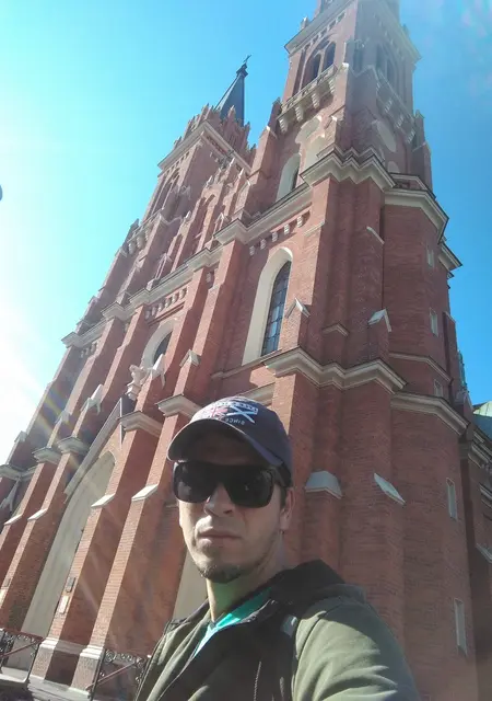 Я Віталік, 36 років, знайомлюсь без зобов'язань у Черкасах