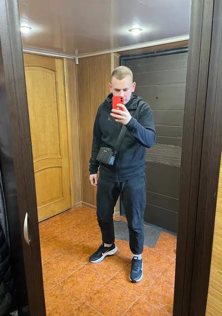 Олег из Чернигова, ищу на сайте знакомства на одну ночь