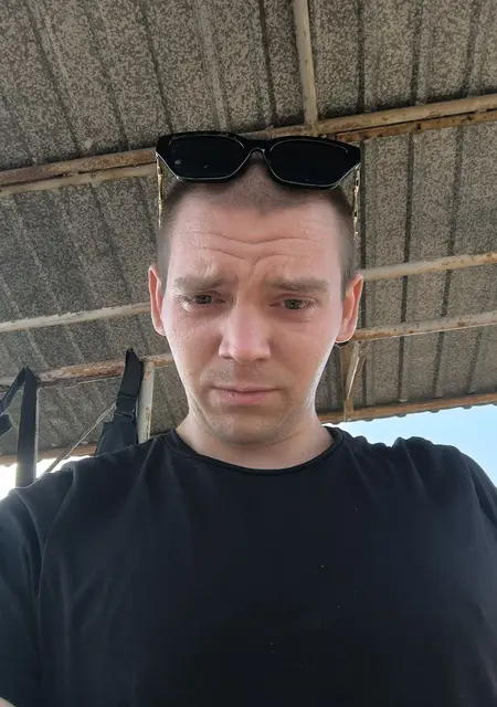 Я Александр, 25 років, знайомлюсь без зобов'язань у Павлограде