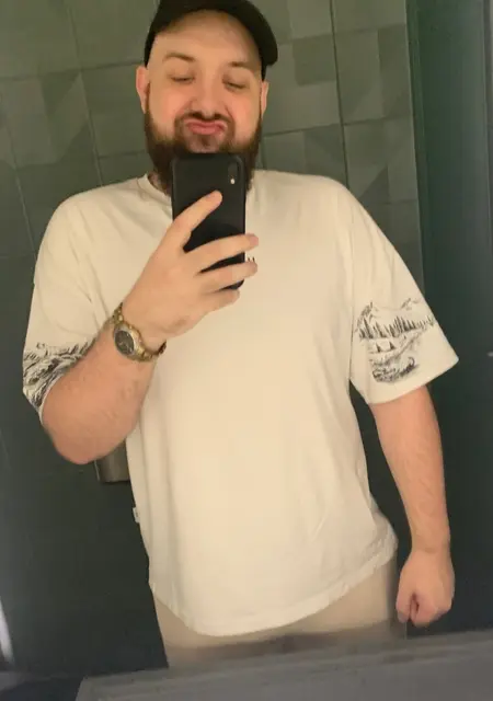 Олег из Ровно, ищу на сайте знакомства без обязательств