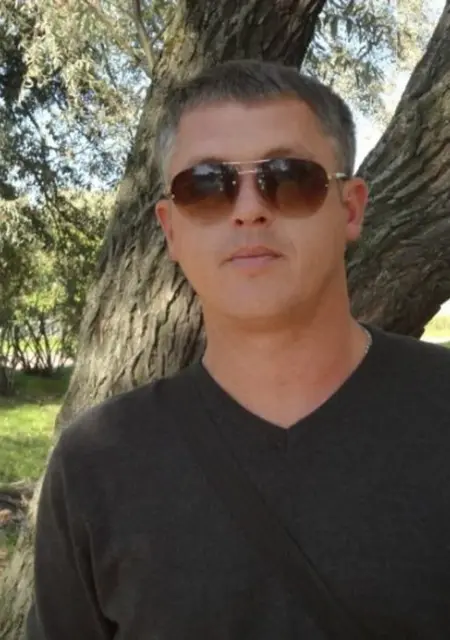 Андрей из Днепра, мне 50, познакомлюсь на одну ночь