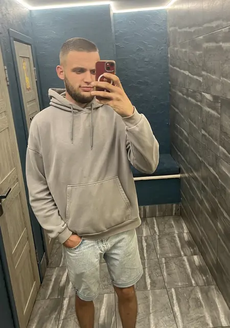 Я Владислав, 22, знакомлюсь для дружбы в Кропивницком