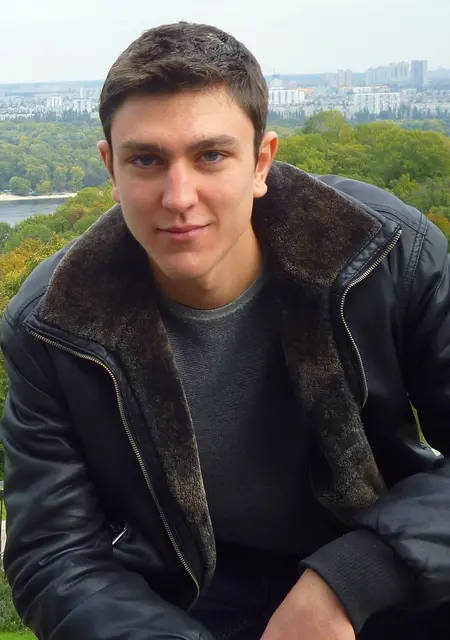 Валерий из Рубежного, мне 34, познакомлюсь для общения