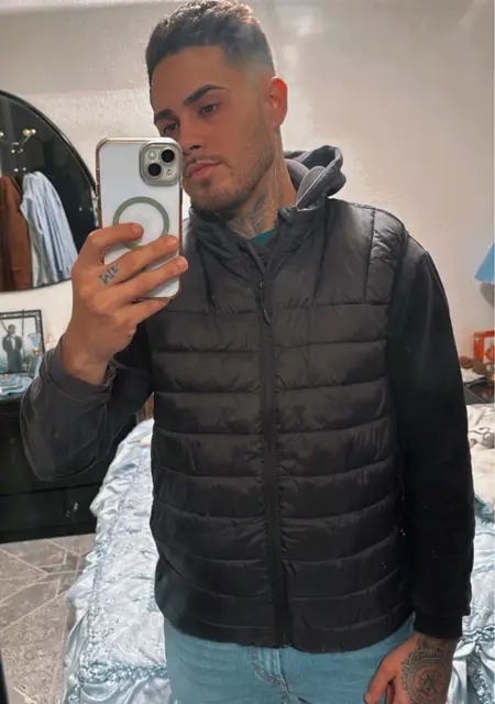 Я Joni, 27, из Барселоны, ищу знакомство для дружбы