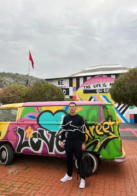 Vladimir из Софии, мне 37, познакомлюсь для постоянных отношений