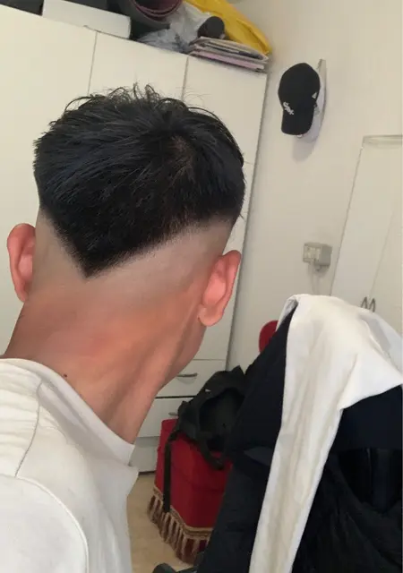 Alexander из Валенсии, ищу на сайте знакомства на одну ночь