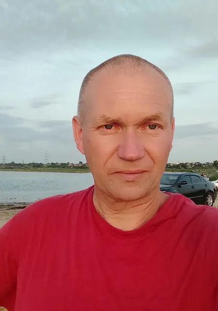 Юра з Одеси, шукаю на сайті знайомства без зобов'язань