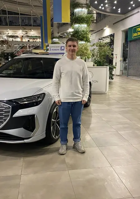 Я Сашка, 21, знакомлюсь для постоянных отношений в Львове