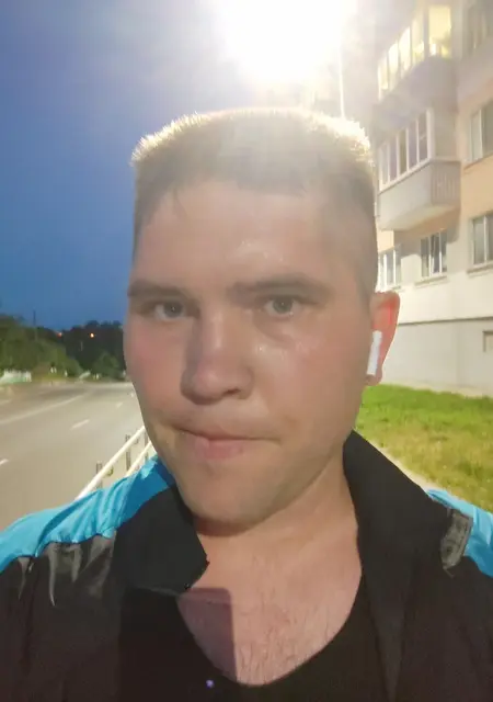 Артем из Мозыря, мне 36, познакомлюсь на одну ночь