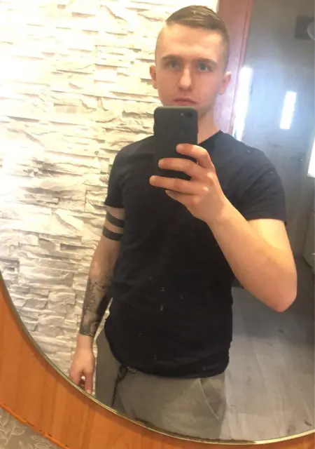 Я Jakub, 23, знакомлюсь для дружбы в Познани