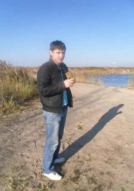 Дима из Слуцка, мне 35, познакомлюсь на одну ночь