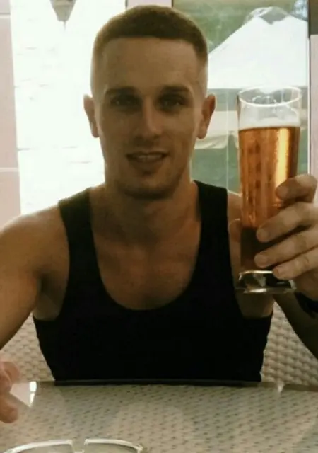 Я Вадим, 29 років, знайомлюсь без зобов'язань у Роздільна