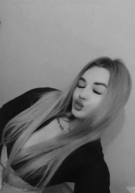 Каріна из Луцка, мне 20, познакомлюсь для приятного времяпровождения