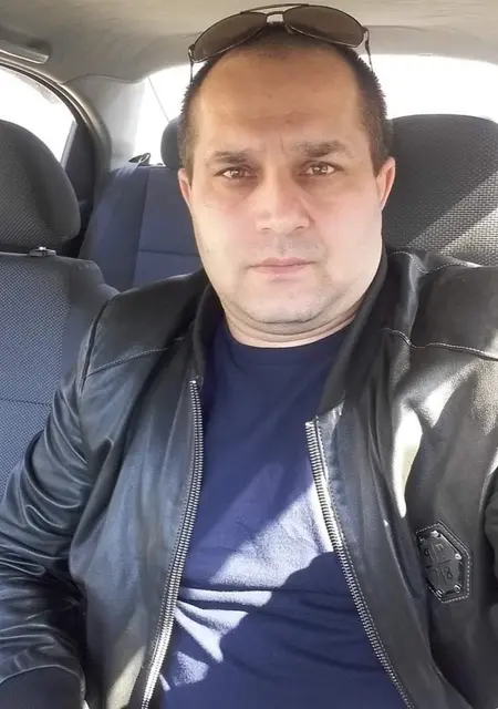 Я Артур, 47 років, знайомлюсь без зобов'язань у Кривому Розі