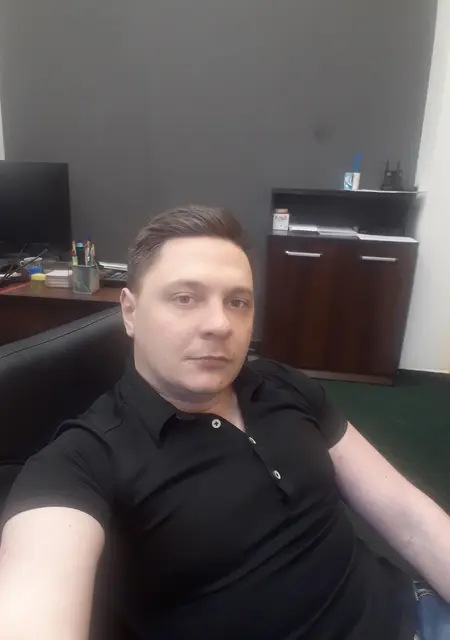 Я Макс, 33, знакомлюсь для приятного времяпровождения в Кропивницком