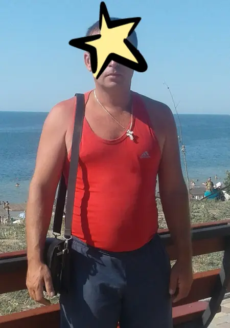 Я Влад, 43, из Каменца-Подольского, ищу знакомство для приятного времяпровождения