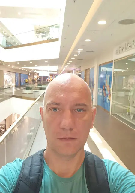 Я Влад, 39, знакомлюсь без обязательств в Черновцах