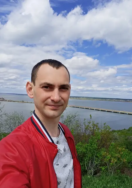 Я Viktor, 34, из Одессы, ищу знакомства на одну ночь