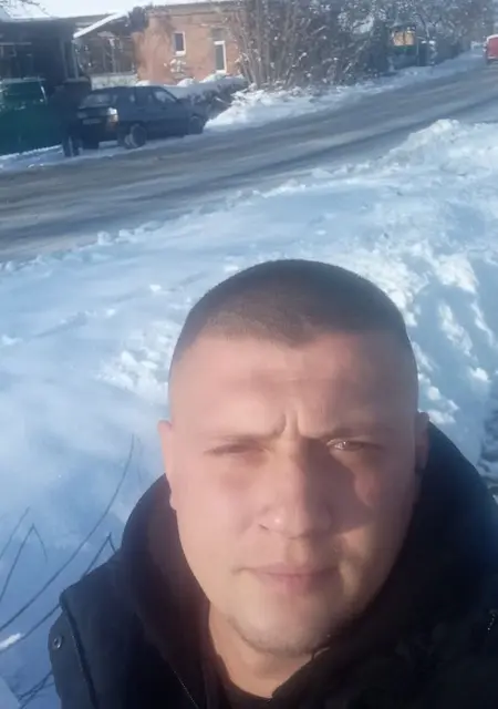 Я Вова, 33, знакомлюсь без обязательств в Полтаве