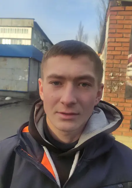 Я Ваня, 30, знакомлюсь без обязательств в Мариуполе