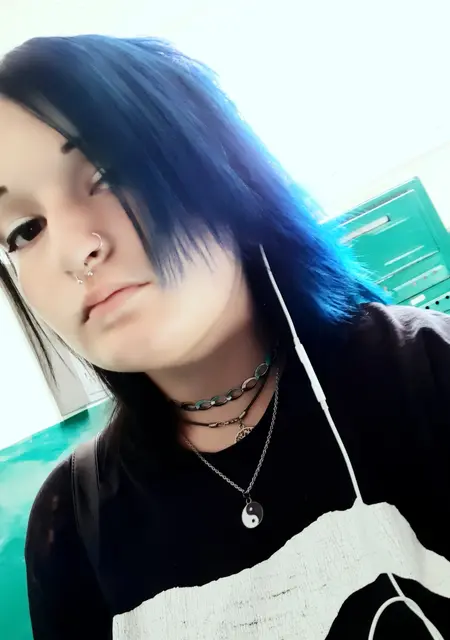 Я Саша, 25 років з Павлоград, шукаю знайомство для постійні стосунки