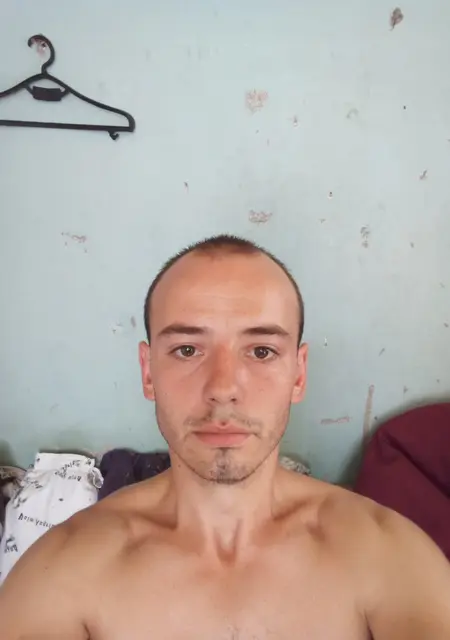 Robert из Новопскова, мне 28, познакомлюсь для приятного времяпровождения