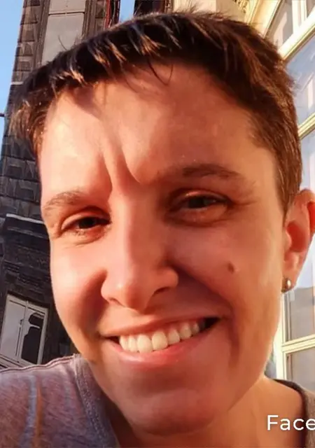 Яна из Львова, мне 41, познакомлюсь для постоянных отношений