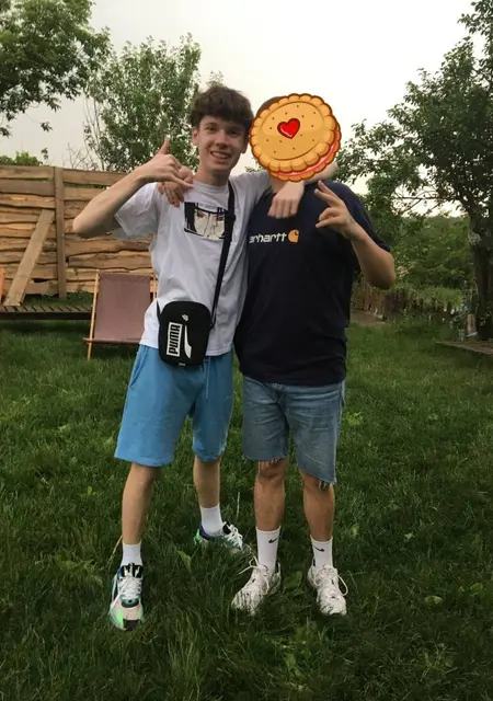 Я Дениска, 21, знакомлюсь без обязательств в Кривом Роге