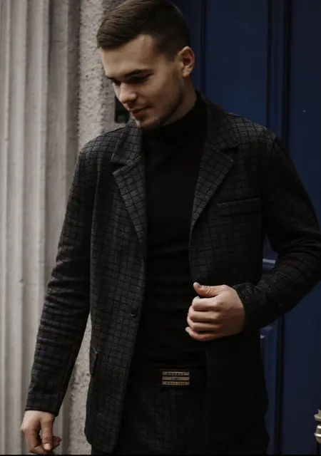 Я Егор, 30, знакомлюсь для приятного времяпровождения в Харькове