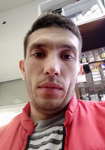 Я Veniamin, 32, знакомлюсь для приятного времяпровождения в Черновцах