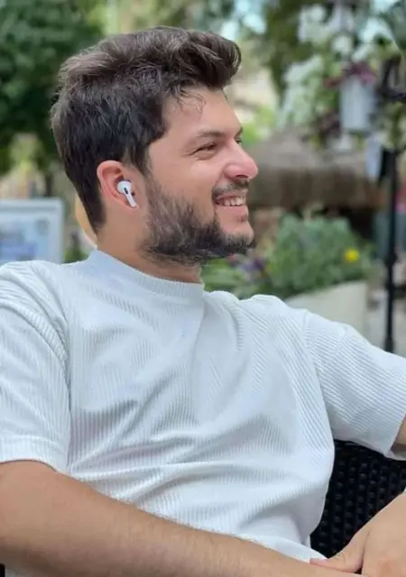 Я Nar, 31, из Стамбула, ищу знакомство