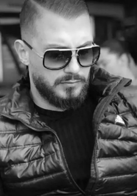 Макс из Мариуполя, мне 47, познакомлюсь для общения