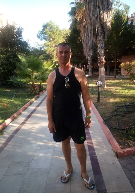 Я Євгеній, 47, знакомлюсь на одну ночь в Львове