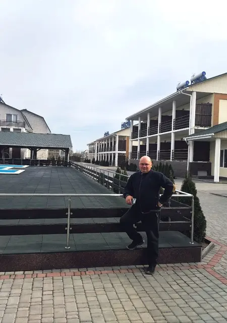 Виктор из Мелитополя, мне 50, познакомлюсь без обязательств