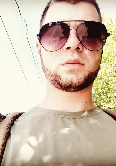 Я Серёжа, 29, из Коломыи, ищу знакомства на одну ночь