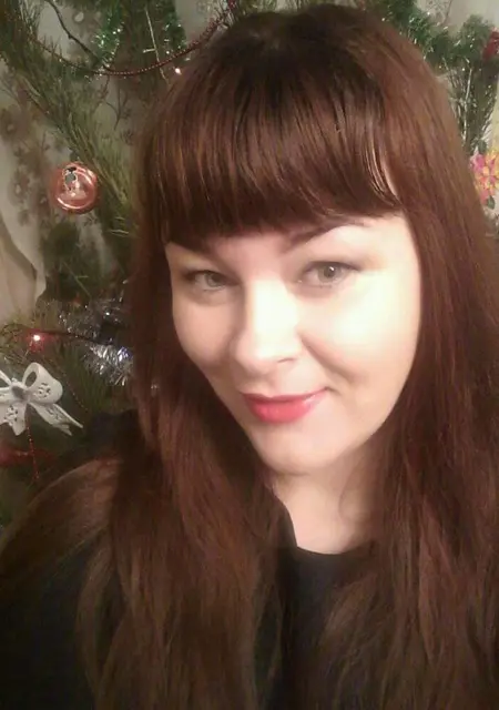 Я Линочка, 36, из Чернигова, ищу знакомство для приятного времяпровождения