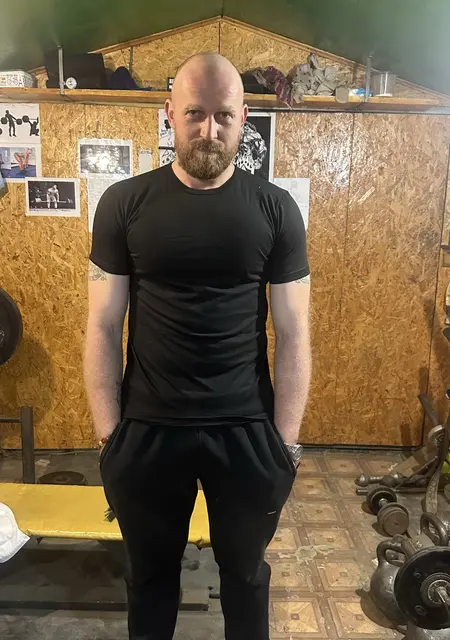 Я Vova, 34 років з Мукачево, шукаю знайомство для приємне проведення часу