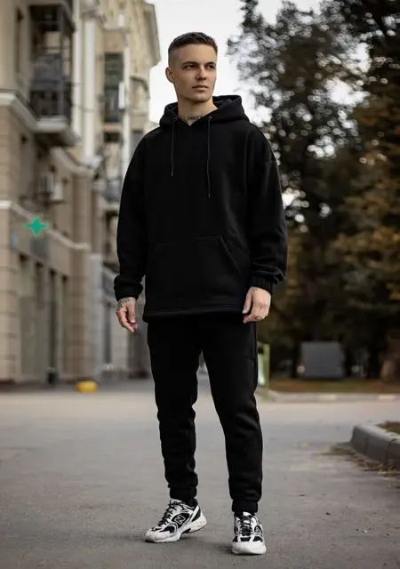 Fil из Познани, мне 26, познакомлюсь на одну ночь