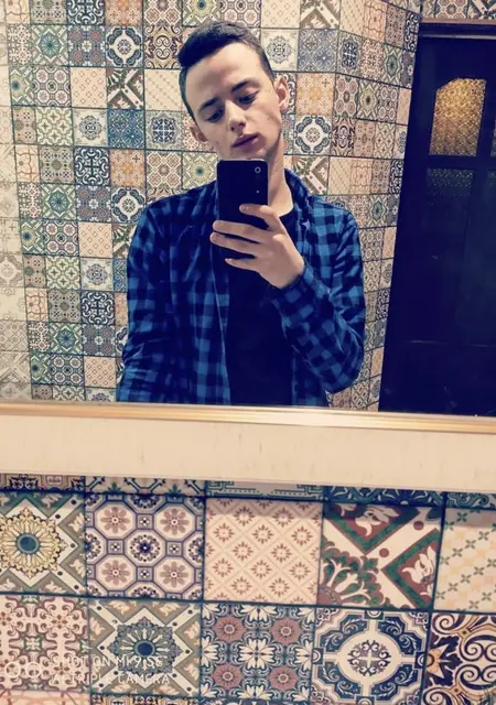 Я Данил, 24 років, знайомлюсь для дружби у Енергодар